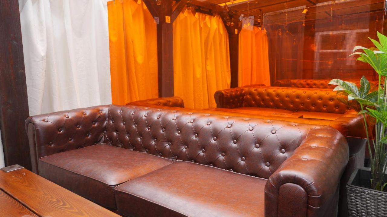 Bennetts Hotel ロング・イートン エクステリア 写真